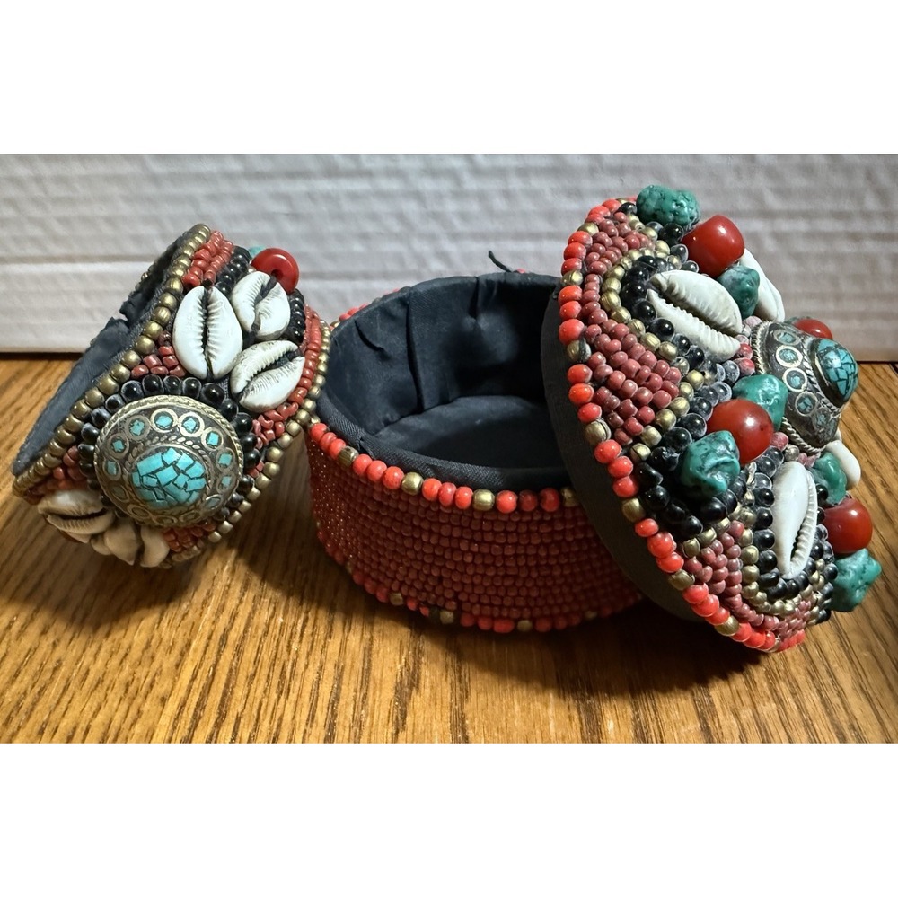 VTG Tibetan Trinket Box Turquoise Coral Cowrie Shells Red Matching Cuff Bracelet
